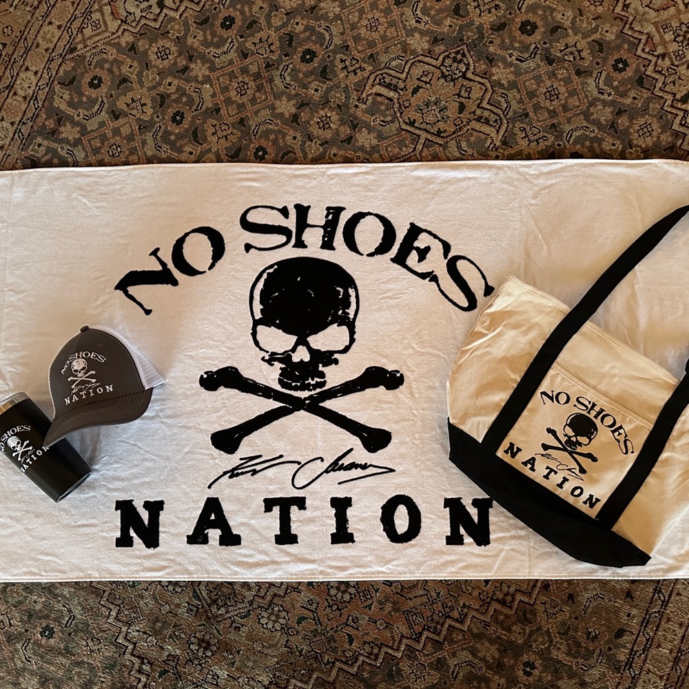 Kenny Chesney official “No Shoes Nation” 4-pc set